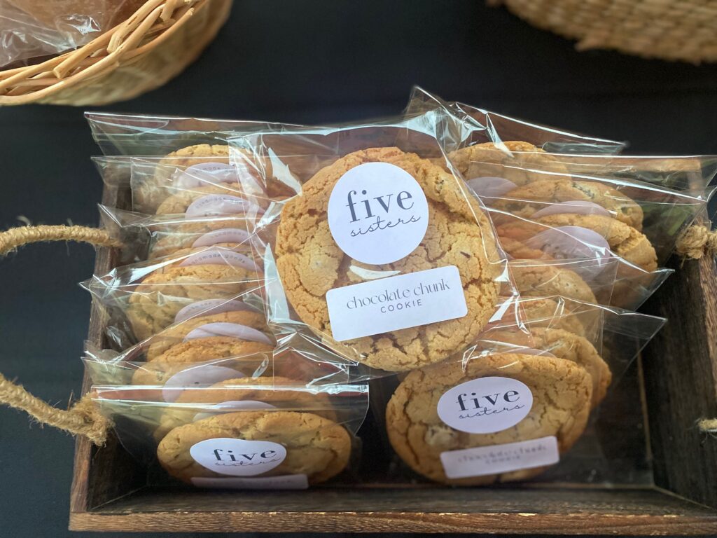 chocolate chunk cookies
